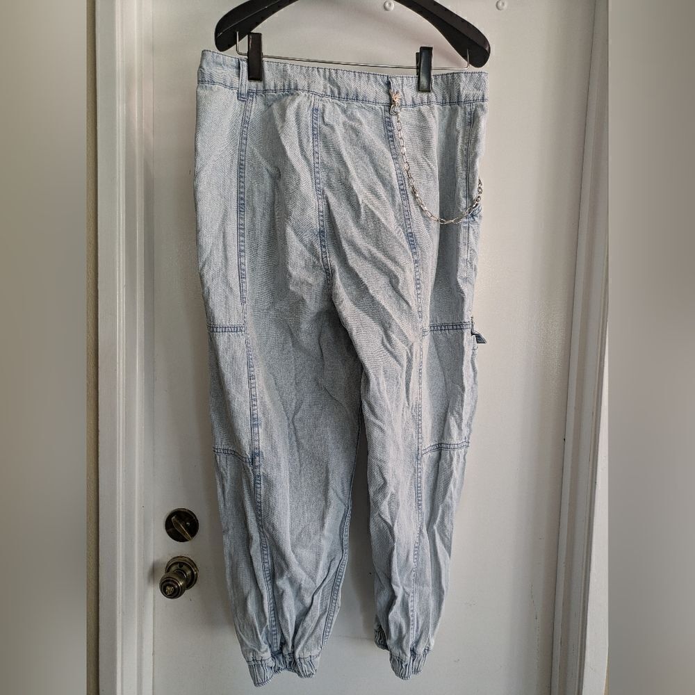 Hot Topic TRIPP Cargo Pants - Picture 8 of 9